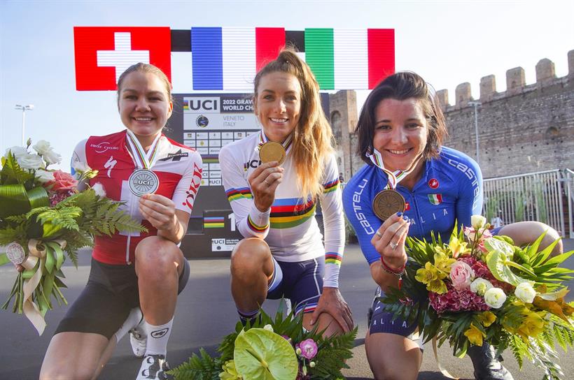 podio mondiale gravel donne