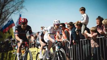 Van der Poel-Pogacar-strategia