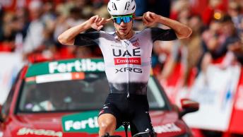 Juan Ayuso vincitore ad Andorra (Vuelta 2025) 