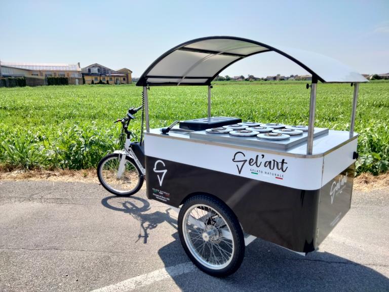 Cargo bike dei gelati completamente autonoma e a pedalata assistita!