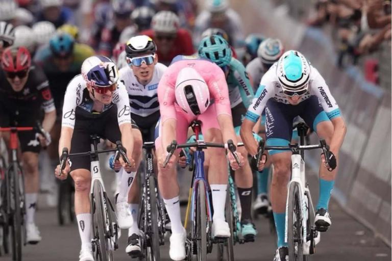 Giro d'Italia-2025-Pedersen-tris-Matera