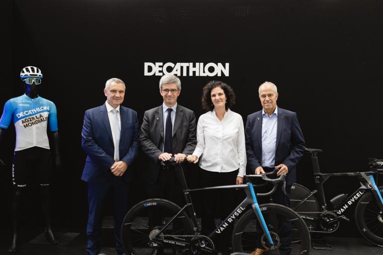 Pierron (Van Rysel), Angles, (Ag2r), Martin Coppola (Decathlon), Lavenu (Decathlon Ag2r La Mondiale)