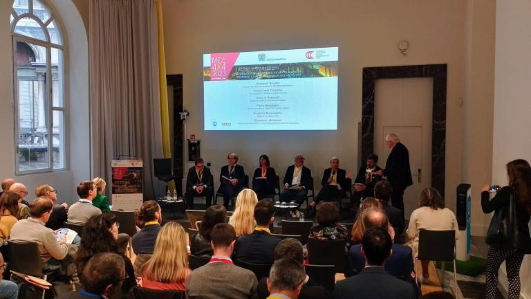 Incroci e transizioni 2023