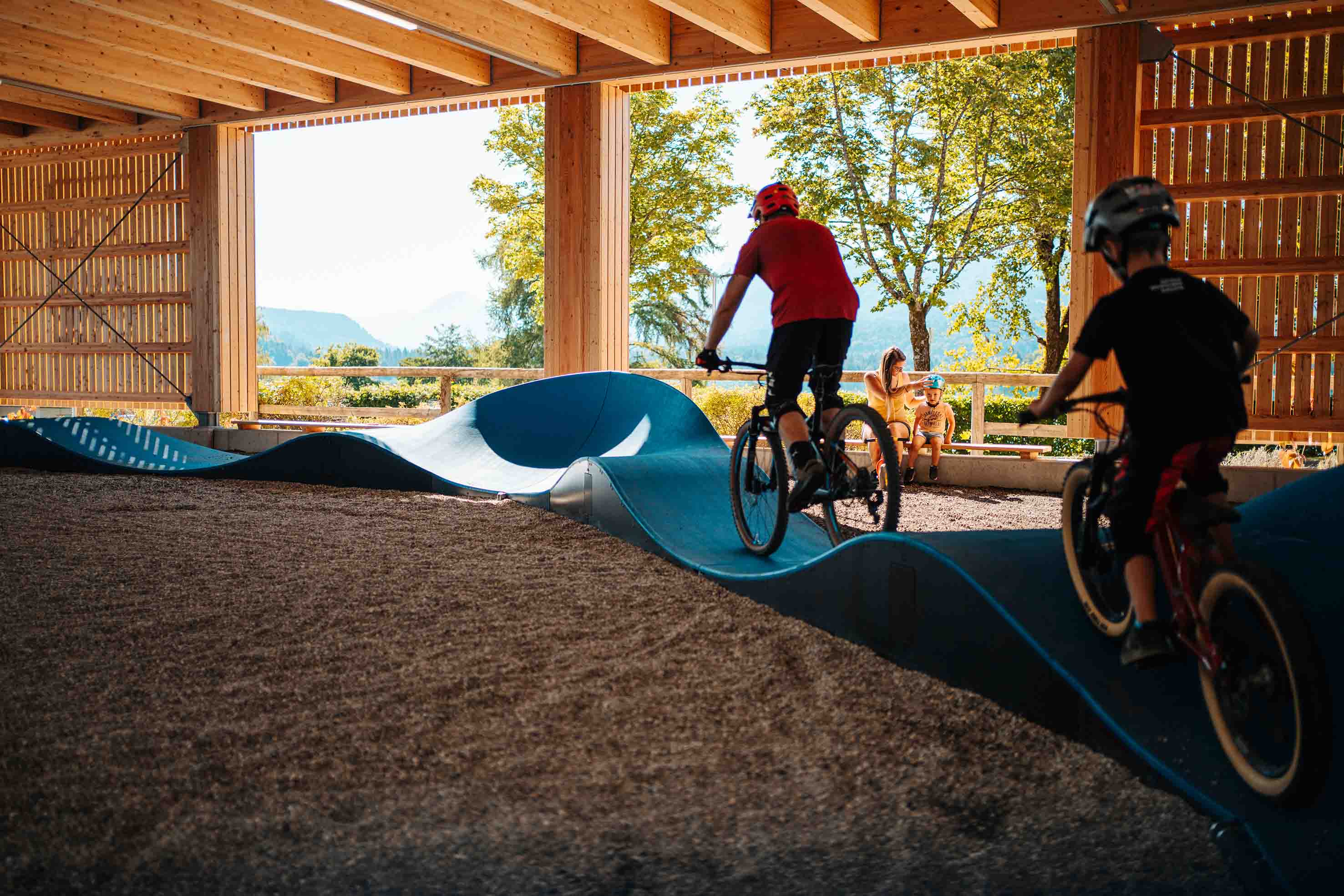 Faker see lake bike pumptrack